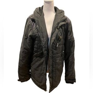 Volcom mens jacket  warm costly but comfotable